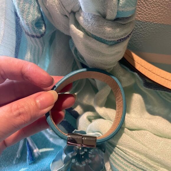 BLUE & Silver Fur Rustic Cuff! - Picture 8 of 16